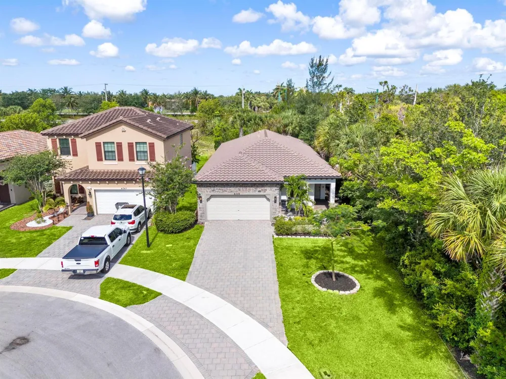 4339 Buena Tara Drive West Palm Beach, FL 33413