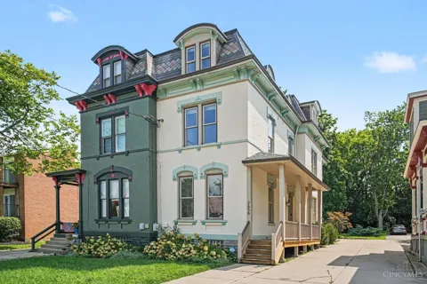2656 Bellevue Avenue