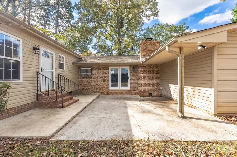 203 Ewing Drive Belmont, NC 28012