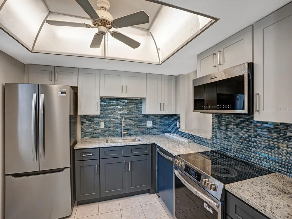 4805 ALT 19 #414 Palm Harbor, FL 34683