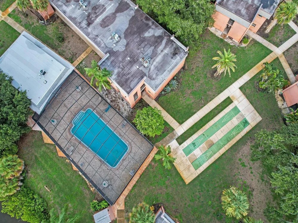 4805 ALT 19 #414 Palm Harbor, FL 34683