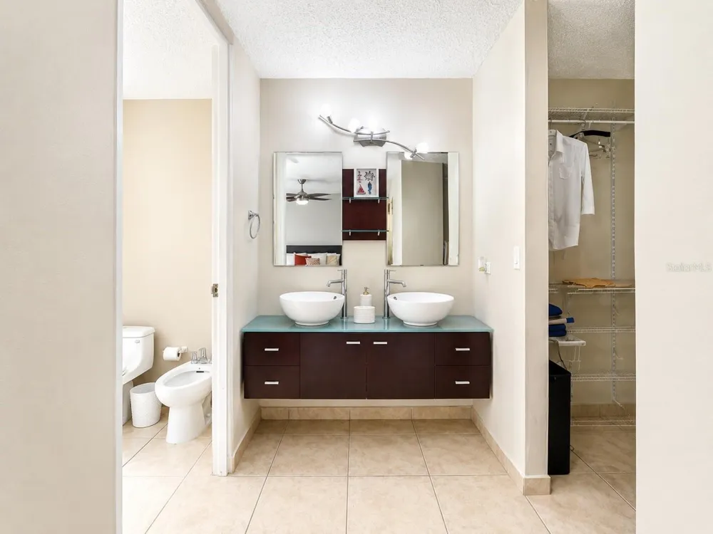 94 PALMARES DE MONTEVERDE #52 San Juan, PR 00926