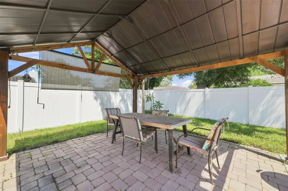 2069 KINGFISHER DRIVE Palm Harbor, FL 34683