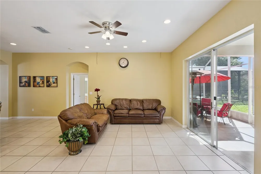 1040 KERSFIELD CIRCLE Lake Mary, FL 32746