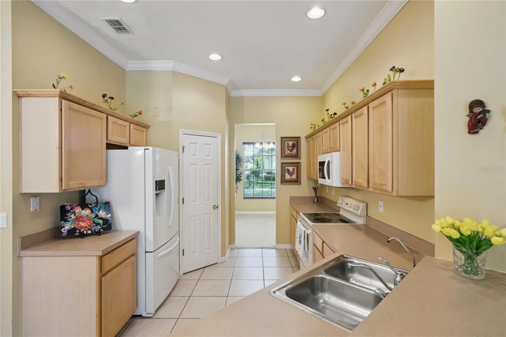 1040 KERSFIELD CIRCLE Lake Mary, FL 32746