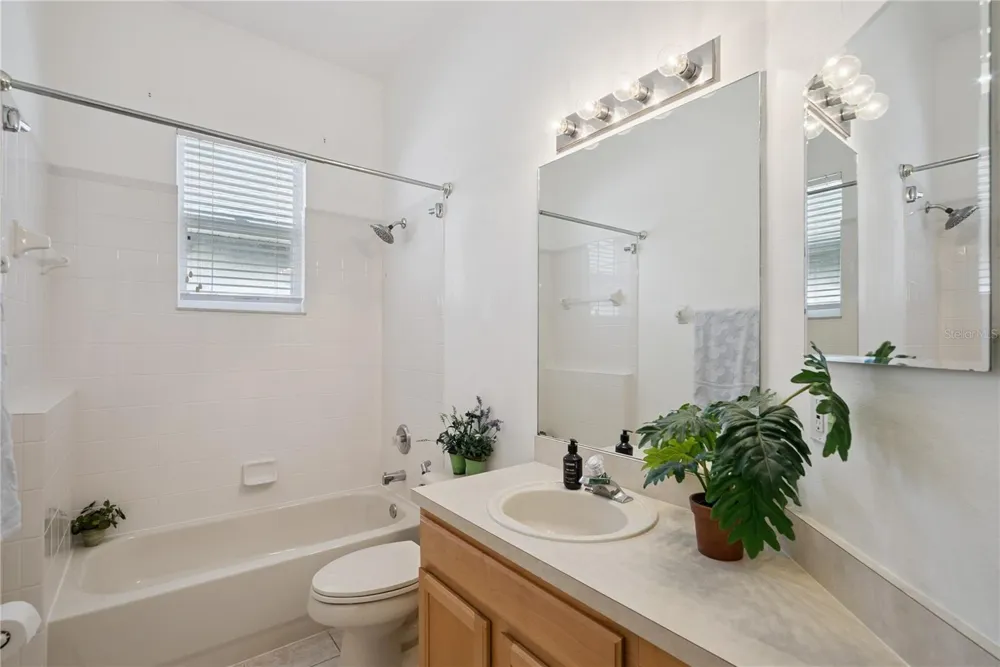 1040 KERSFIELD CIRCLE Lake Mary, FL 32746