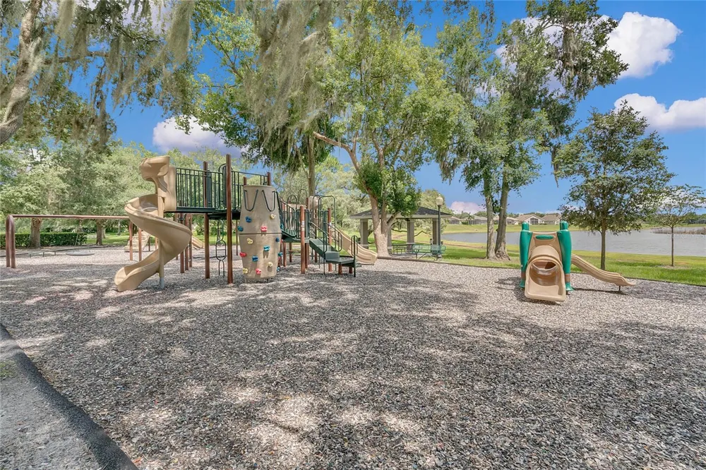 1040 KERSFIELD CIRCLE Lake Mary, FL 32746
