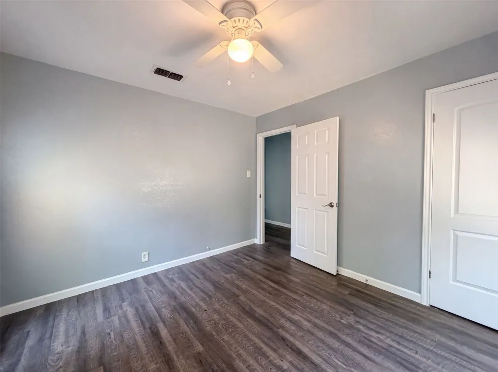 1012 Turner Street Cleburne, TX 76033