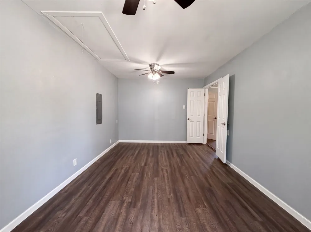 1012 Turner Street Cleburne, TX 76033