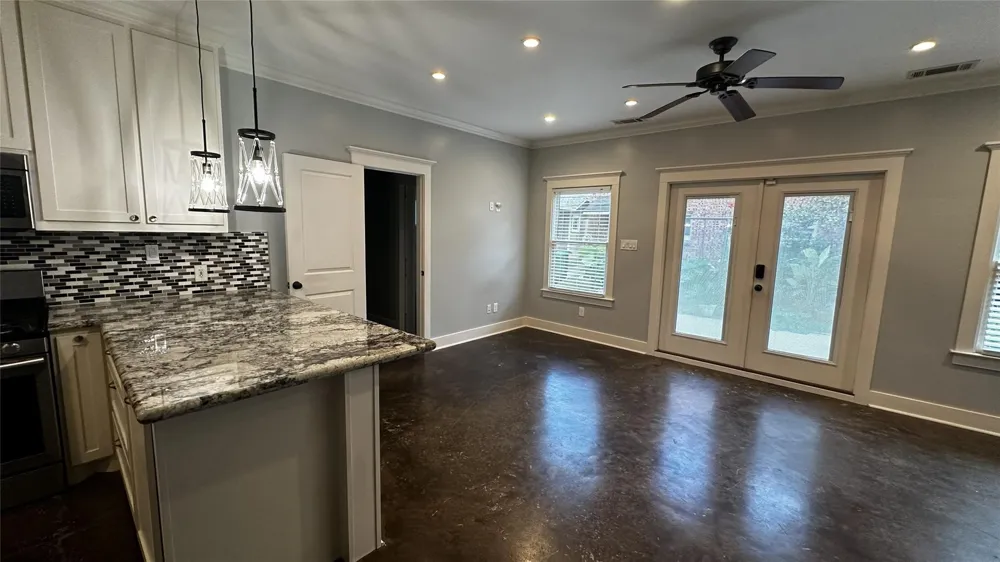 1632 Kipling Street Houston, TX 77006