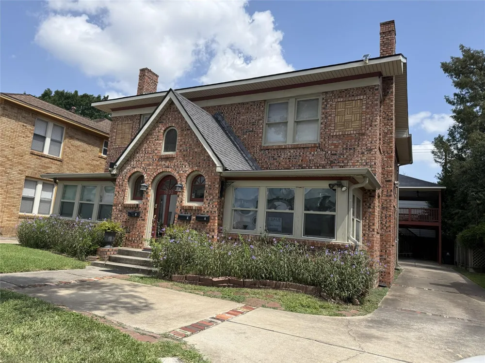 1632 Kipling Street Houston, TX 77006