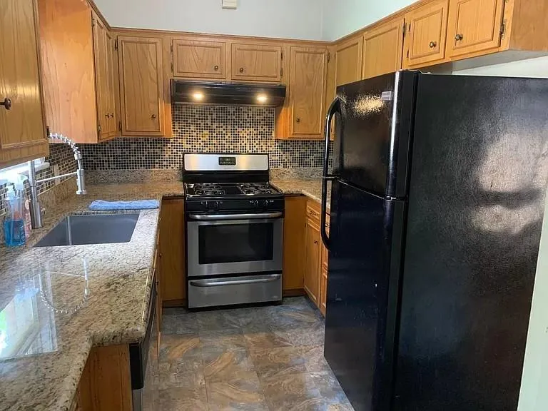 1632 Kipling Street Houston, TX 77006