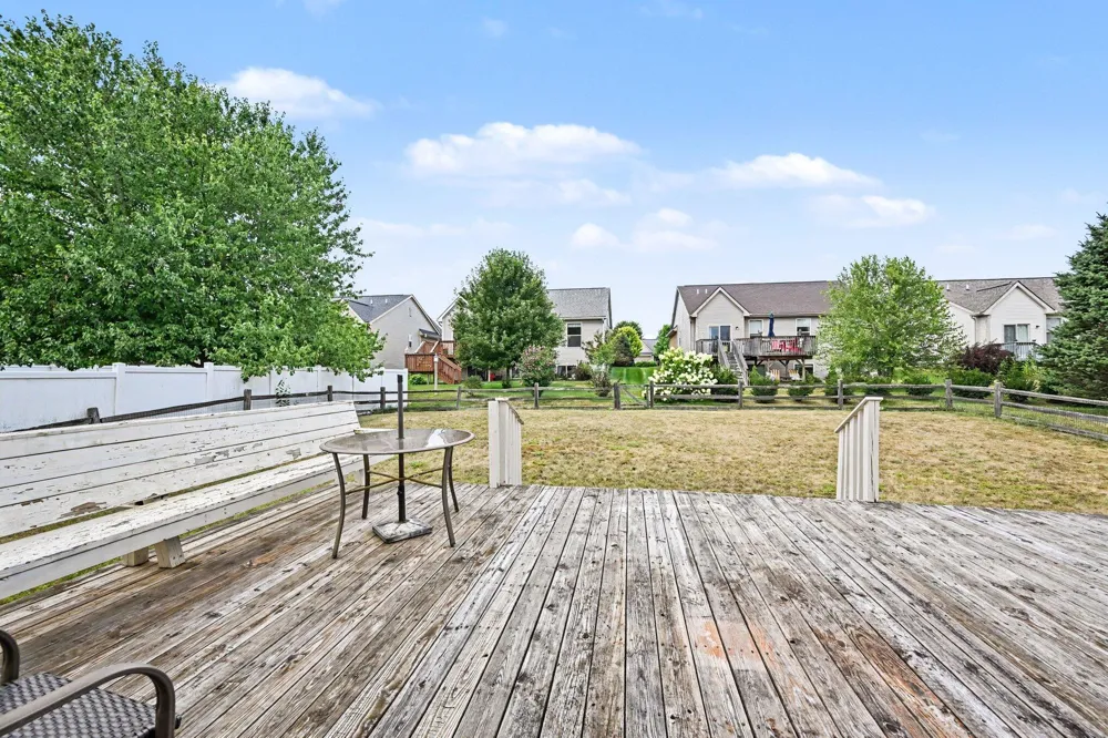 8433 Barrington Drive Ypsilanti, MI 48198