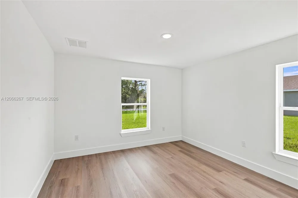6898 Dickinson Drive Sebring, FL 33872