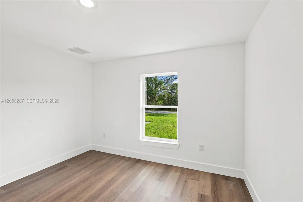 6898 Dickinson Drive Sebring, FL 33872