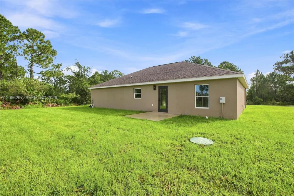 6898 Dickinson Drive Sebring, FL 33872
