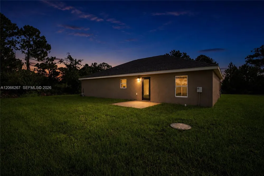 6898 Dickinson Drive Sebring, FL 33872
