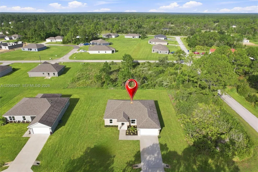 6898 Dickinson Drive Sebring, FL 33872