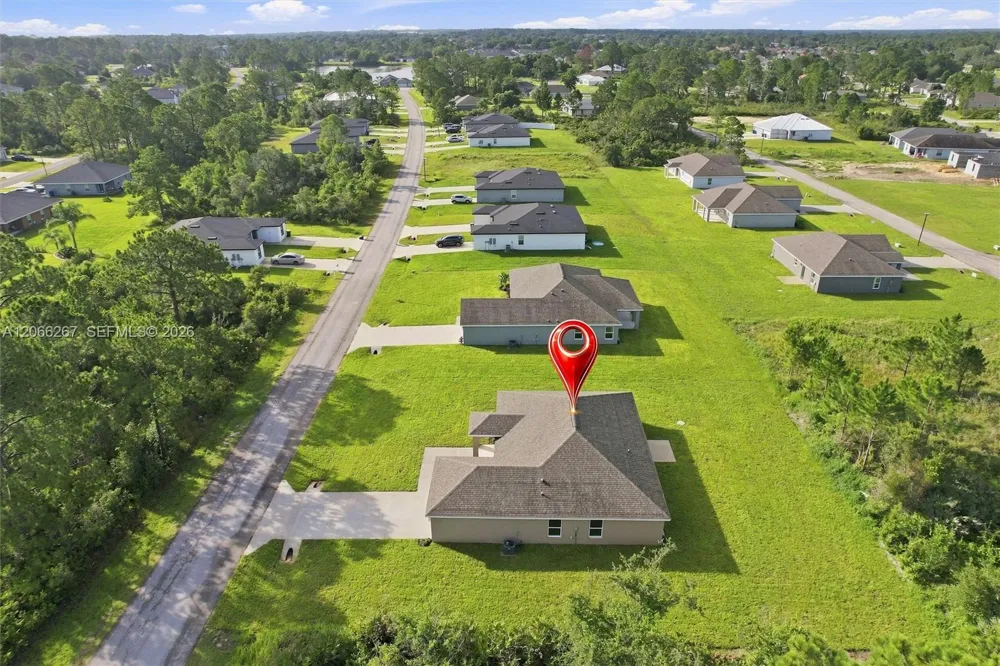 6898 Dickinson Drive Sebring, FL 33872