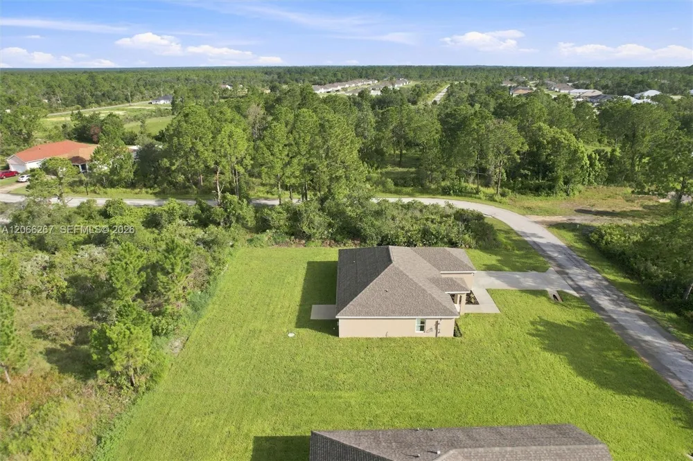 6898 Dickinson Drive Sebring, FL 33872