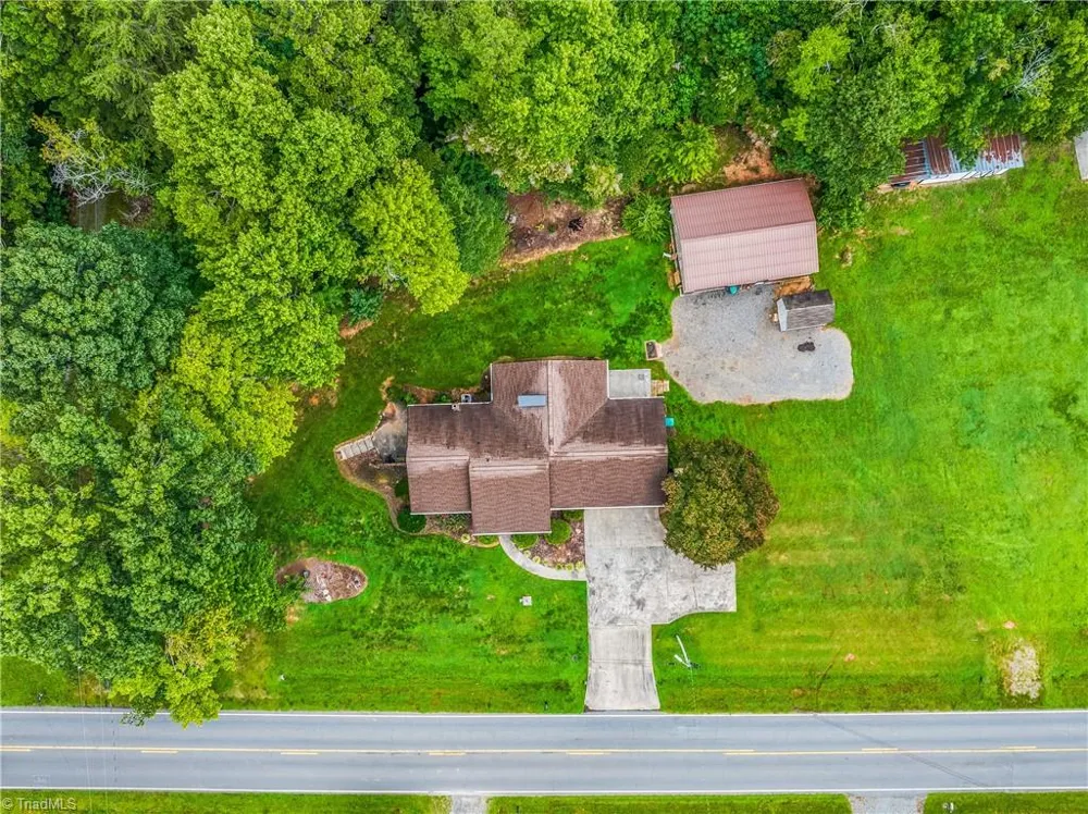 7545 Grapevine Road Lewisville, NC 27023
