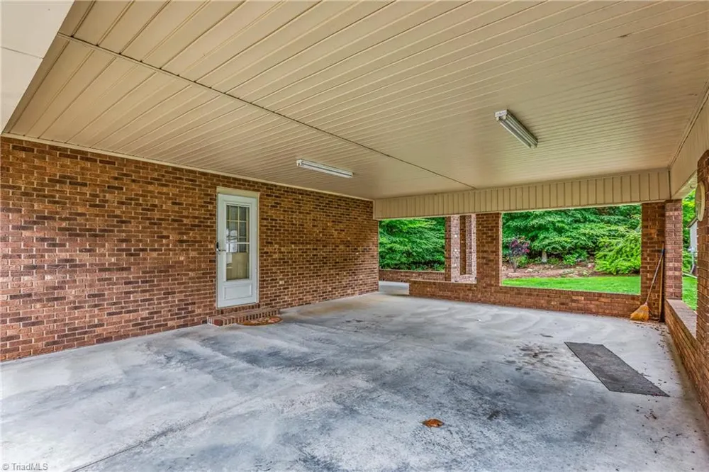 7545 Grapevine Road Lewisville, NC 27023