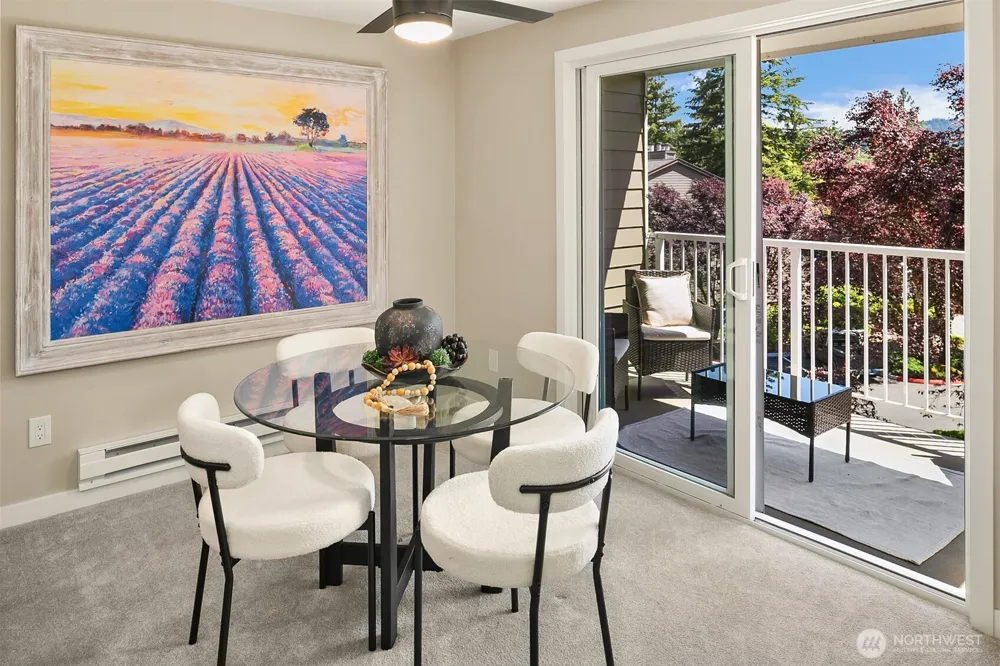 206 Mountain Park Boulevard SW #D203 Issaquah, WA 98027