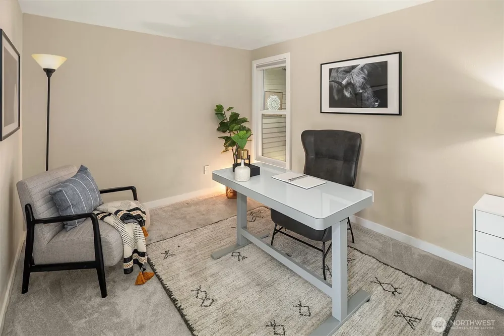 206 Mountain Park Boulevard SW #D203 Issaquah, WA 98027