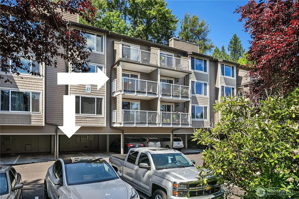 206 Mountain Park Boulevard SW #D203 Issaquah, WA 98027