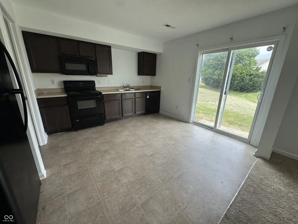 2003 Falcon Court Franklin, IN 46131