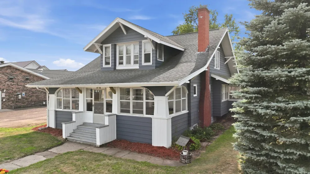 717 1st Street Chetek, WI 54728