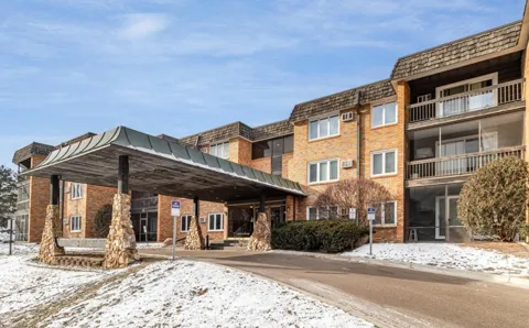 3200 Virginia Avenue S #104