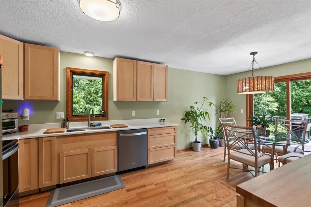5595 Wedgewood Drive Shorewood, MN 55331