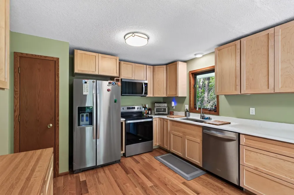 5595 Wedgewood Drive Shorewood, MN 55331