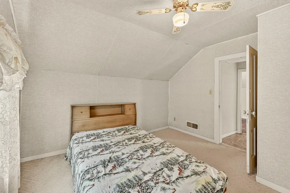 309 E Main Street Dodge Center, MN 55927