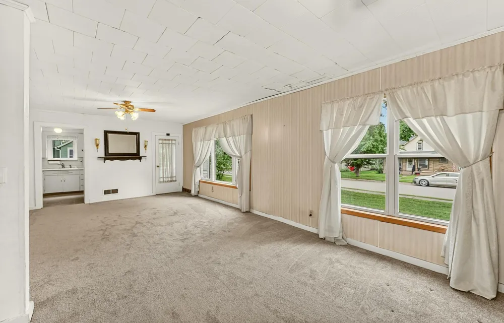 309 E Main Street Dodge Center, MN 55927