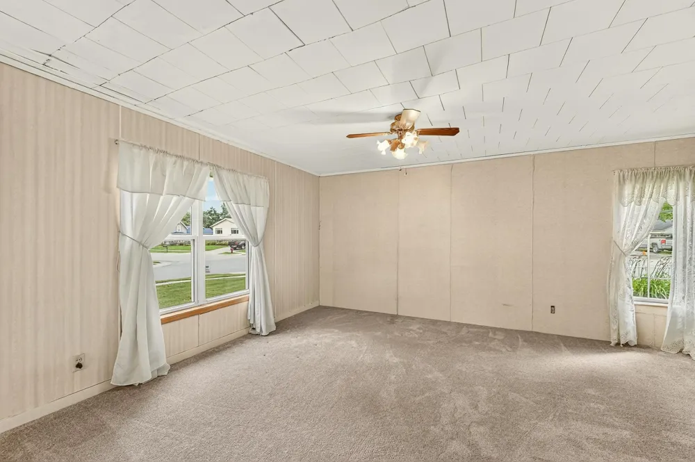 309 E Main Street Dodge Center, MN 55927