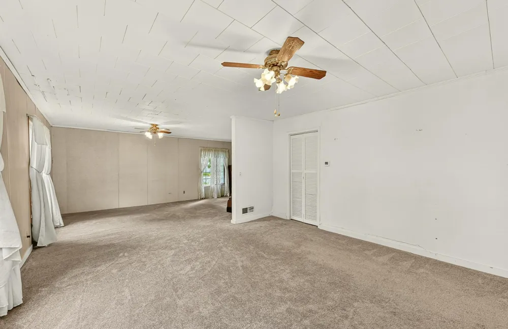 309 E Main Street Dodge Center, MN 55927