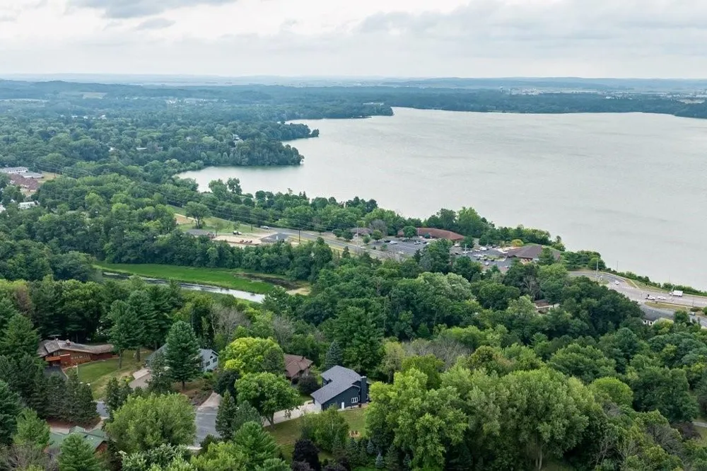 503 Grandview Heights Court Menomonie, WI 54751