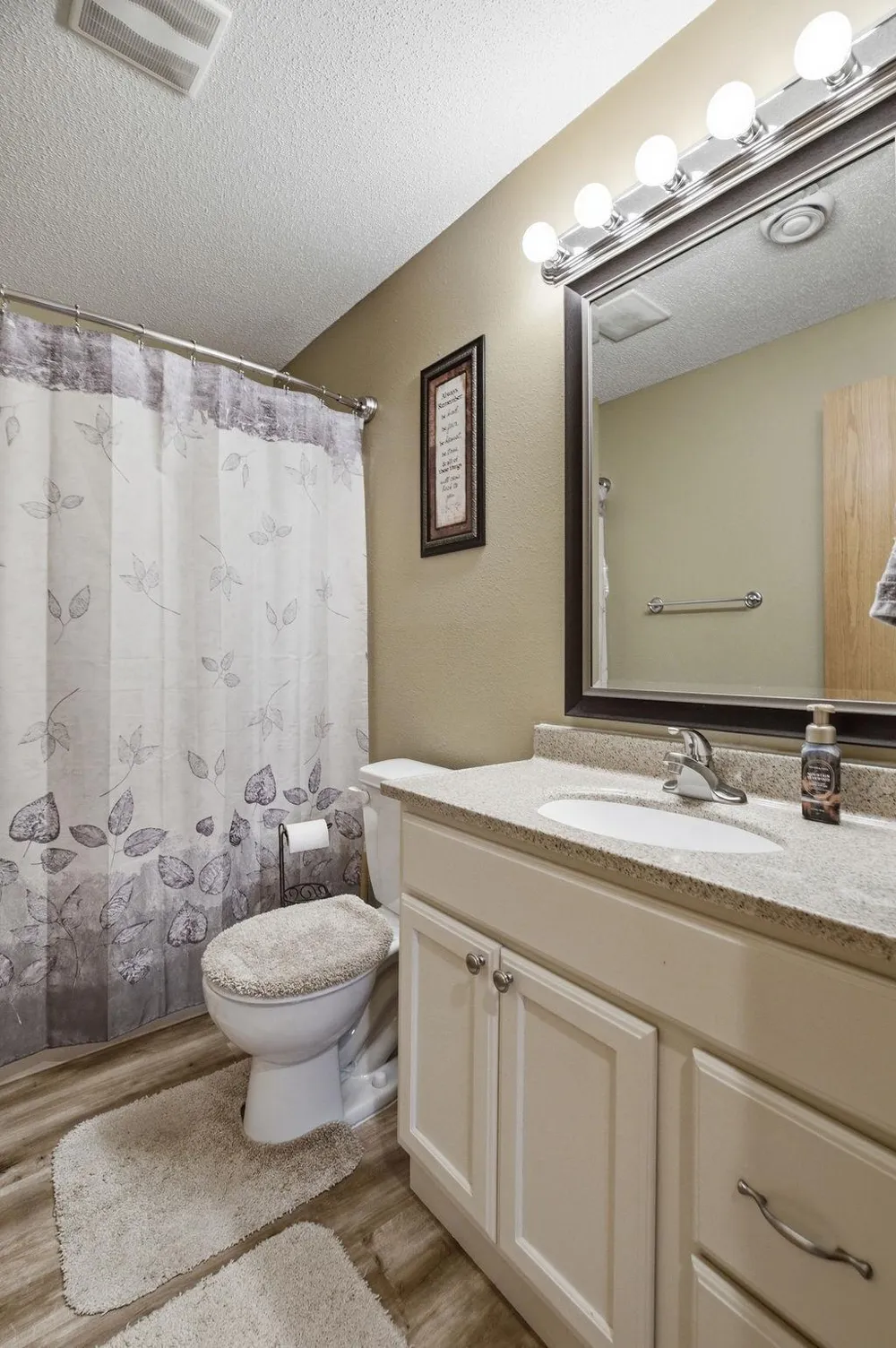 1502 Baywood Drive West Fargo, ND 58078