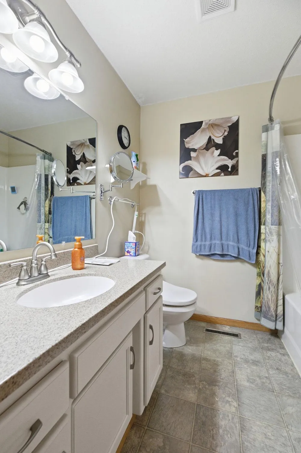 1502 Baywood Drive West Fargo, ND 58078