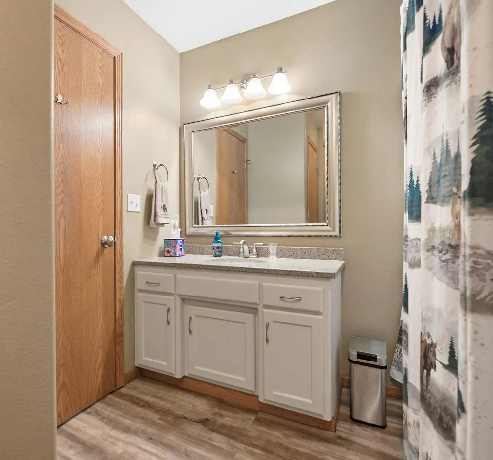 1502 Baywood Drive West Fargo, ND 58078