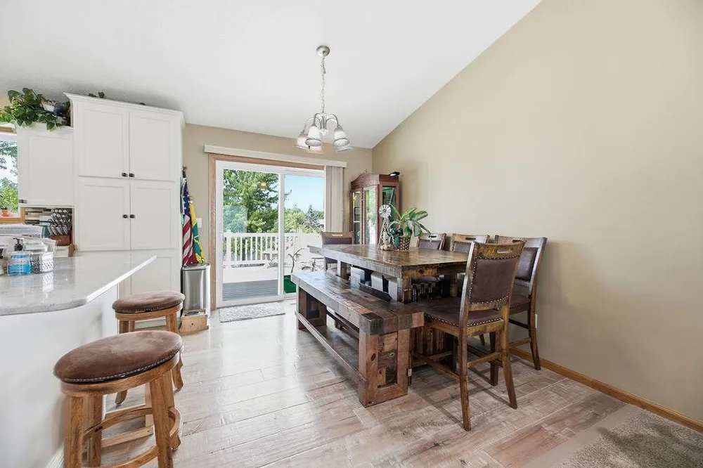 1502 Baywood Drive West Fargo, ND 58078