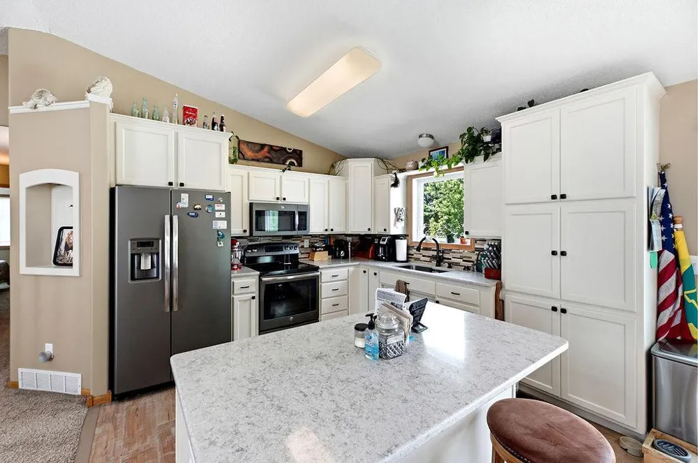 1502 Baywood Drive West Fargo, ND 58078
