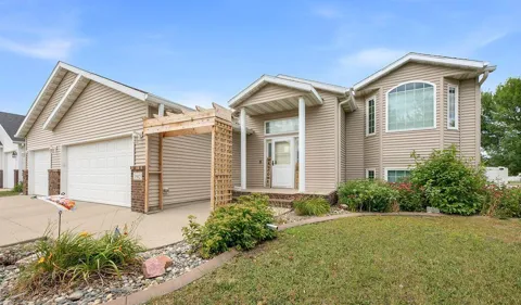 1502 Baywood Drive