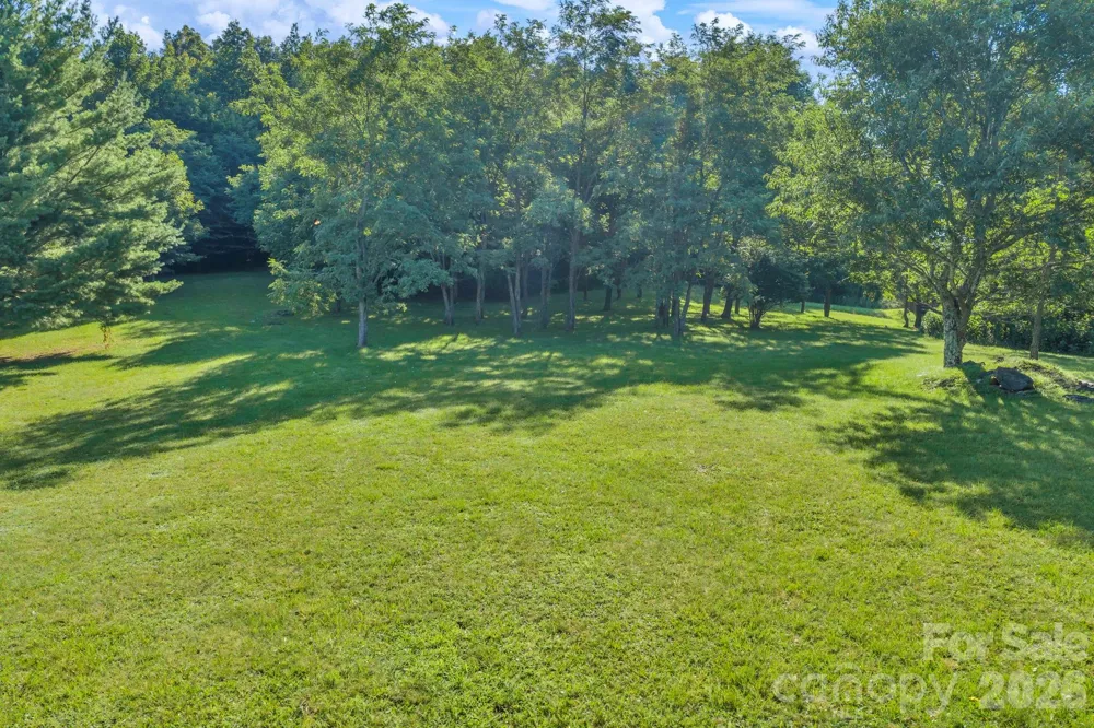 525 Schoolhouse Ridge Boone, NC 28607
