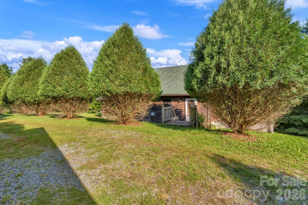 525 Schoolhouse Ridge Boone, NC 28607
