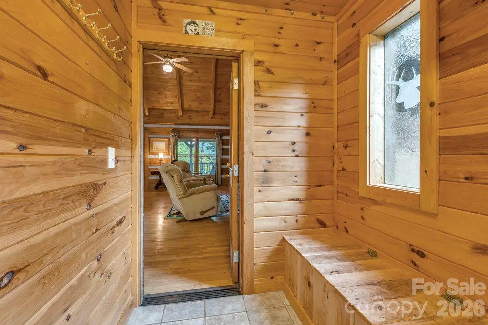 525 Schoolhouse Ridge Boone, NC 28607