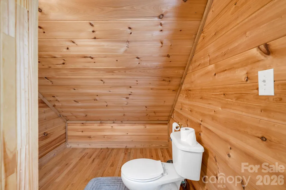 525 Schoolhouse Ridge Boone, NC 28607