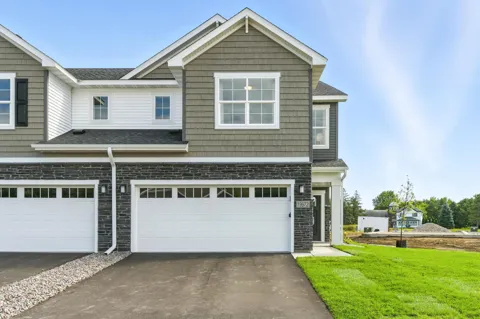 19936 Hunters Ridge